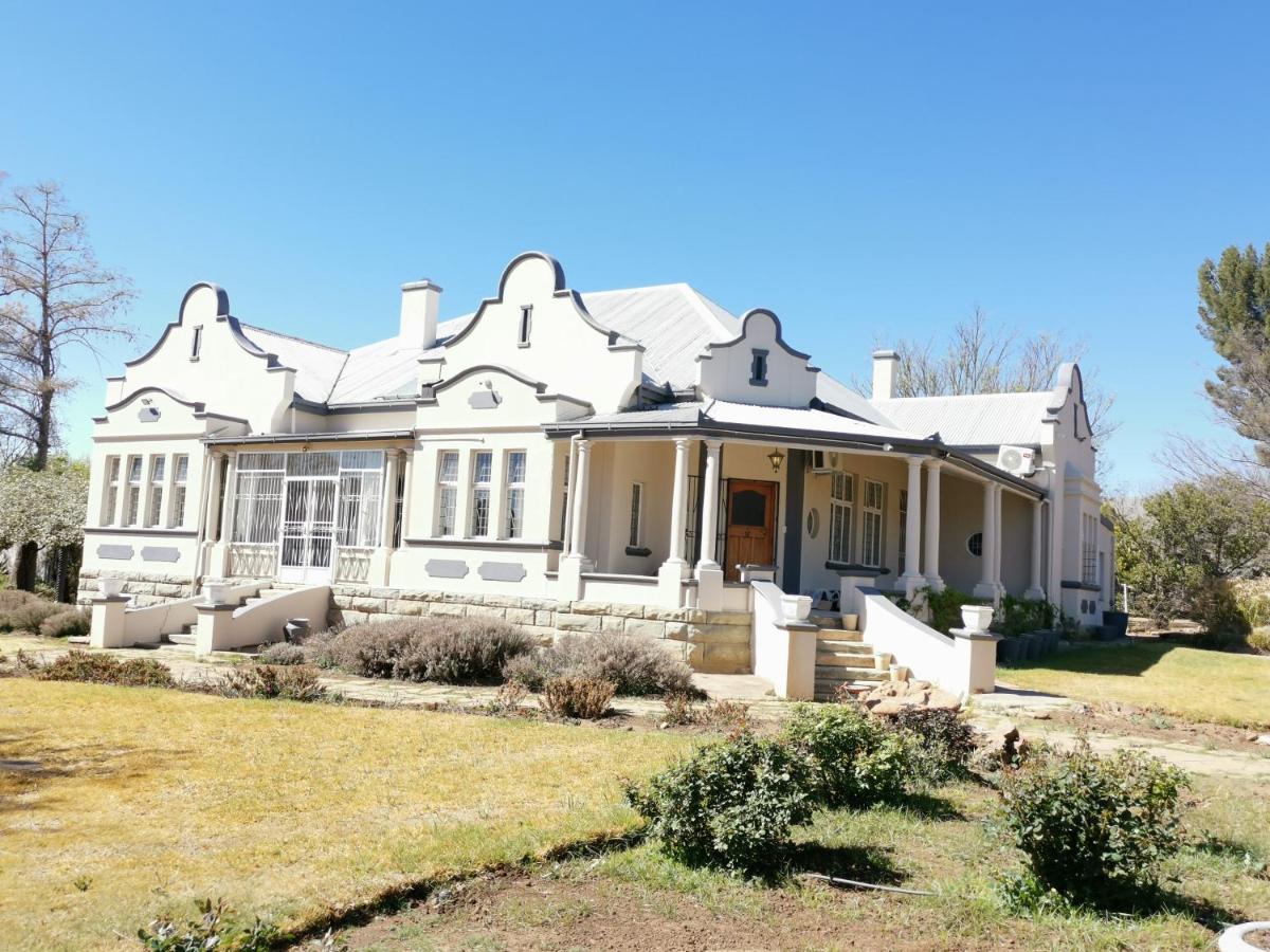 Lucolo Palace B&B Aliwal North Exterior foto
